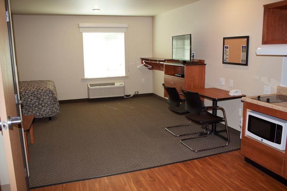 Suburban Studios Watford City Quarto foto