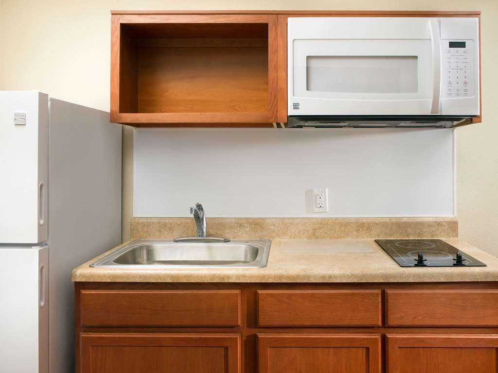 Suburban Studios Watford City Quarto foto